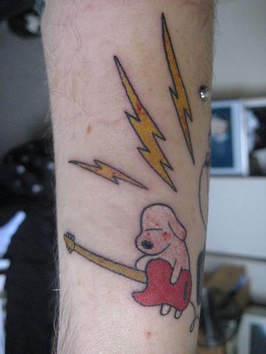 someone's electricity, now a tattoo is an accessoire de riguer. Alas